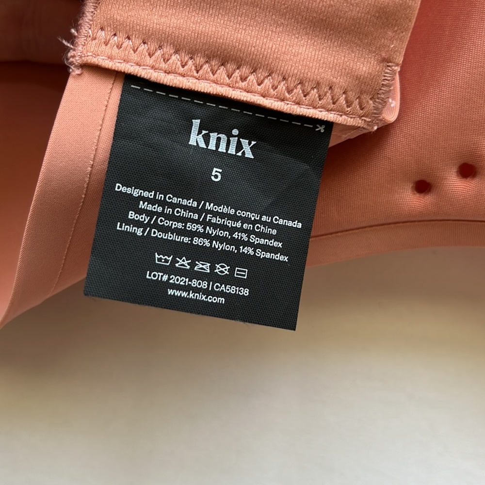Knix Catalyst Sports Bra - Picture 10 of 11